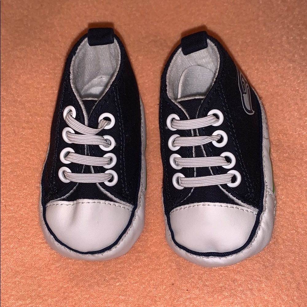 Baby boy Seahawks shoes 0-6 months